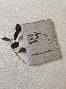 Agendă Better Laugh Lines, Than Worry Wrinkles