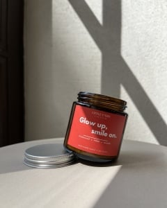 Lumânare Parfumată Glow up, Smile On