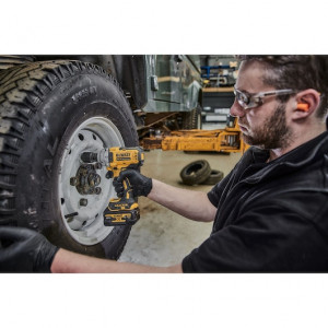 Cheie de impact cu nicovală cu inele cu porc de 1/2" fără perii de 18 V XR - Unitate goală, DeWalt - Img 3