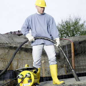 Vibrator de beton compatibil cu convertizor Wacker Neuson IREN 58/042/5 GV, cap vibrant 58 mm cu protectie de cauciuc, lungime furtun 5 m, frecventa 200 Hz - Img 4