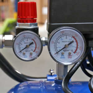 Compresor de aer Airmaster AIR10010L-3, 2.2 kW, 10 bar, 322 l/min, butelie 100 litri - Img 5