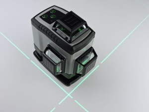 Nivela laser cu linii Green Liner 4D, Diatech, verde, raza de masurare: 0 - 20 m, cu acumulator si incarcator, in valiza - Img 3