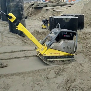 Placa compactoare reversibila Wacker Neuson DPU6555Hech, diesel, greutate 497 kg, forta de impact 65 kN, pornire electrica, sistem Compatec, contor ore de functionare - Img 4
