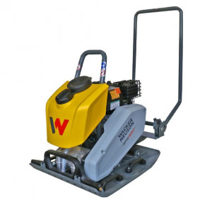 Placa compactoare unidirectionala Wacker Neuson BPS1550BW, motor benzina Briggs & Stratton, 15 kN, rezervor apa 8L, 750 m²/h - Img 1