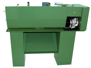 Strung de banc Newton 25 Plus de Damatomacchine, cu batiu din fontă şi finisaje din metal - Img 4