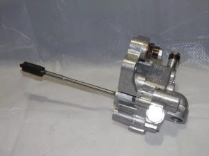 Pompa combustibil VOLVO TRUCKS 21067551