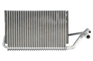 Evaporator, aer conditionat MAHLE AE 147 000P