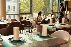 Напречна маса Linclass - Eukaliptus (Евкалиптово зелен) / 40 см х 24 м / 1 ролка - Img 1