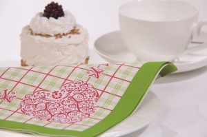 Салфетки за маса 3 слоя Тишу - Мег (каре и сърце) / 40 х 40 см / 100 бр. - Img 1