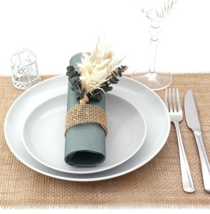 Празнични салфетки Linclass - Eukalyptus Green (Тъмно евкалиптово зелено) / 40 х 40 см / 50 бр. - Img 4