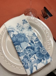 Празнични салфетки за маса от Airlaid – Blue Garden / 48 x 43 см / 60 броя - Img 1