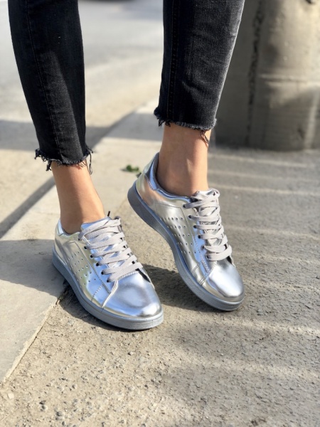 Adidas Cod: BE-10670 Silver