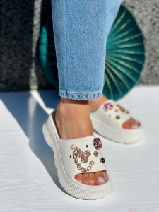 Papuci Cod: 2233 White