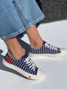 Tenesi cod: A 668 Blue
