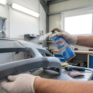 Spray Grund Plastic Mipa 1K – Primer de Aderență pentru Plastic Auto și Hobby, 400ml - Img 3