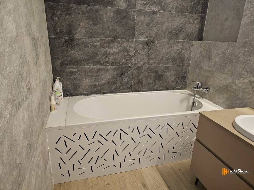 Mascare cadă cu panou decorativ din PVC – Soluția modernă și rezistentă pentru orice baie
