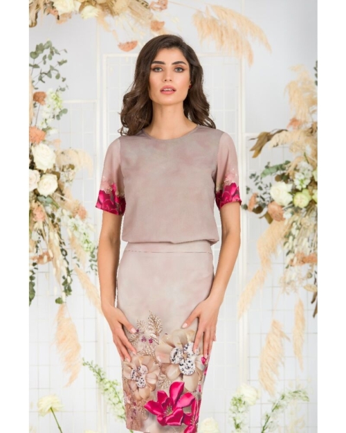 Bluza bej de vara cu maneca scurta si imprimeu floral CMD766 - Img 1