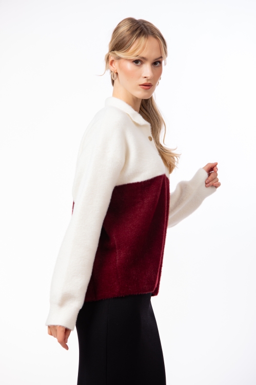 Pulover tricotat alb burgundy cu guler si nasturi - Img 4