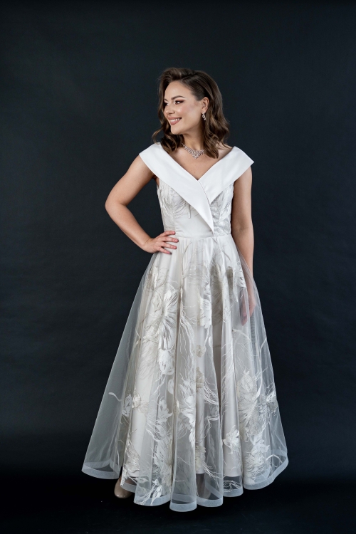 Rochie lunga din tulle brodat cu decolteu satinat CMD4242 - Img 2