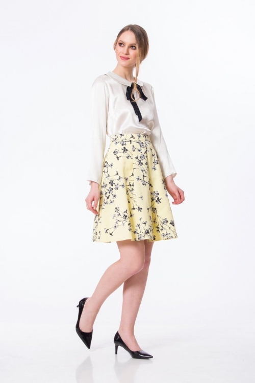 Fusta galbena casual cu plii M692 - Img 4