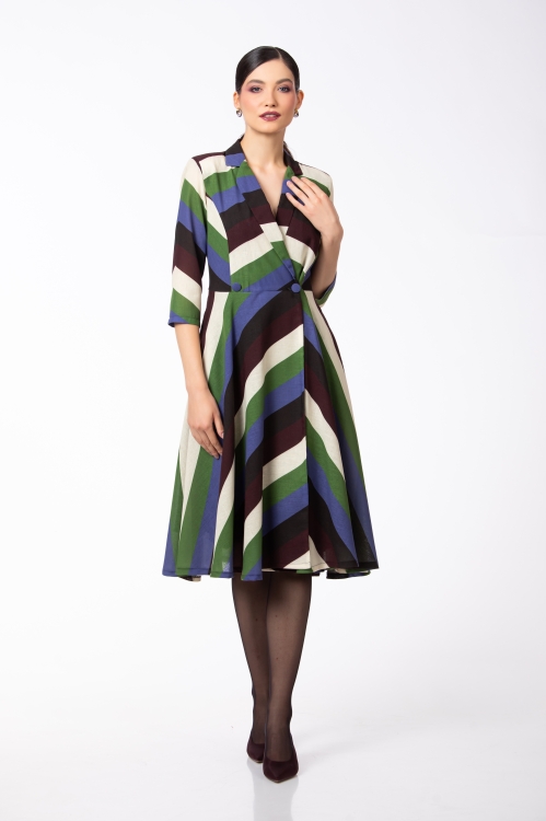 Rochie multicolora tip pardesiu cu buzunare