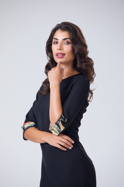 Rochie neagra casual cu detalii in contrast - Img 5