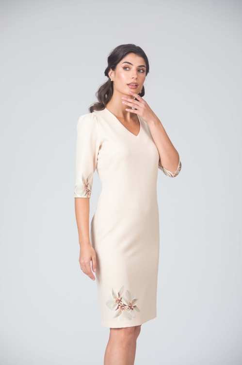 Rochie casual bej cu decolteu in V imprimata cu model floral CMD4811 Stoc - Img 4