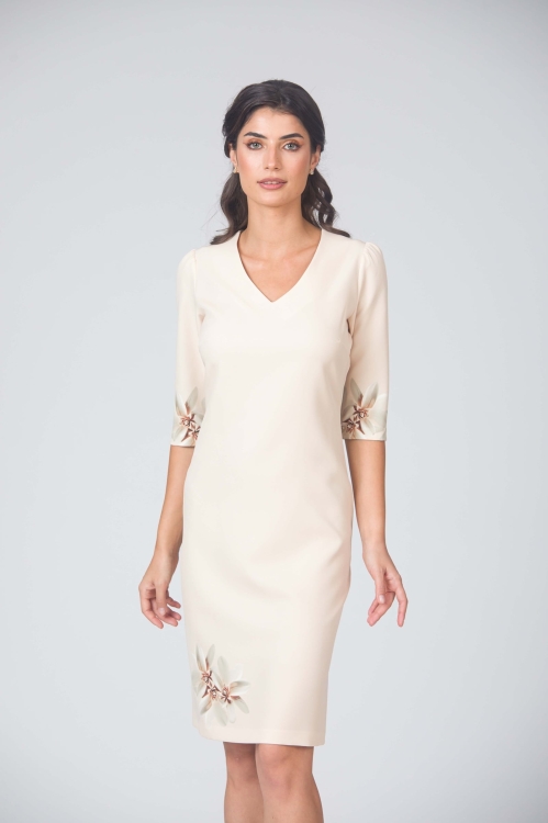 Rochie casual bej cu decolteu in V imprimata cu model floral CMD4811 Stoc