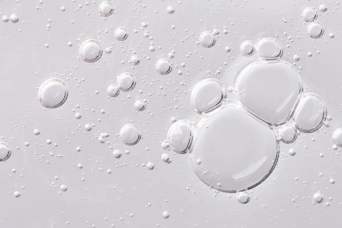 Complexul cu 12 tipuri de acid hialuronic Fillerina Cleansing