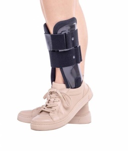 ANKLEFIX ACTIV – Orteza glezna cu atele din plastic, marime universala, picior drept, (20–30 cm) - Img 2
