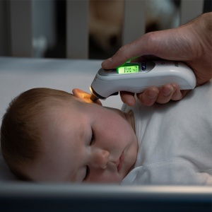 Braun ThermoScan 7+ IRT6525 | Termometru auricular noapte - Img 2