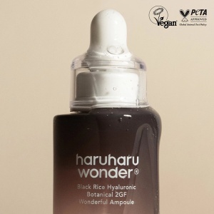 Ser facial anti-age cu acid hialuronic și complex 2GF Black Rice, Haruharu Wonder, 30 ml, - Img 2
