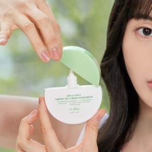 Crema de fata cu protectie solara SPF 50+ PA++++ Green Tea Fresh, 45 ml, Dr. Althea - Img 2