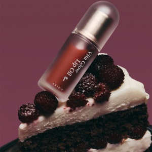 Axis-Y Vita Glow Lip Oil Chilled Berry 4 ml - Img 2