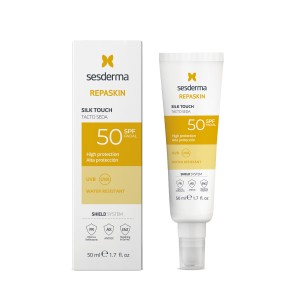 Sesderma Repaskin Silk Touch SPF 50, protectie solara faciala cu efect de primer, 50 ml