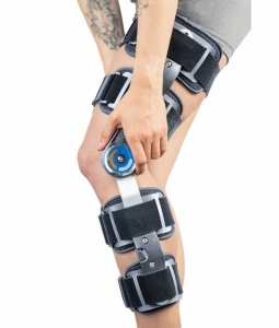 Srt359 Reha - Orteza genunchi postoperatorie reglabila cu articulatii laterale – marime universala, Triamed - Img 3
