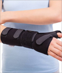 TRIACARP M Finger marimea M5 Dreapta – Orteza incheietura si police cu atele modelabile - Img 3