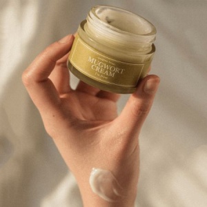 I’m From Mugwort Cream – crema revitalizanta si calmanta cu extract de pelin, 50 g - Img 2