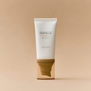 Skin1004 Madagascar Centella Air-Fit SunCream Light SPF 30 PA++++, crema solara minerala, 50 ml - Img 3