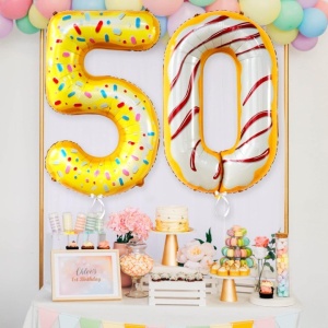 Balon din Folie Metalizata Flippy, Figurina Cifra, Imprimeu Gogosi, Tema Aniversare 100 cm, Ambalaj Individual, Pai inclus, Umflare cu Aer sau Heliu, Multicolor, Cifra 0 - Img 3