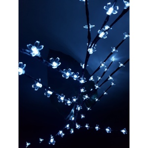 Decoratiune Luminoasa Crenguta cu Baterii 72 LED -uri Flori Alb Rece - Img 4