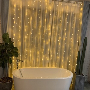 Instalatie Craciun, Tip Perdea, IP44, 12 m x 1 m, 720 LED-uri, Alb cald, cu flash, Transformator, Interconectabila, Prelungitor 3 m inclus, Fir transparent, Interior/ Exterior, Flippy - Img 3