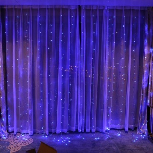 Instalatie Craciun, Tip Perdea, IP44, 6 m x 2 m, 720 LED-uri, Albastru, cu flash, Transformator cu telecomanda, Interconectabila, Prelungitor 3 m inclus, Fir transparent, Interior/ Exterior, Flippy - Img 4