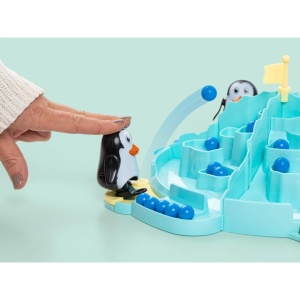 Joc Interactiv pentru Copii, Flippy, Batalia Pinguinilor, 3 ani+, Tabla de Joc, Figurine Pinguini, Mingi, Multicolor - Img 5