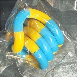 Jucarie Senzoriala Antistres, Flippy, Fidget Twist, cu Miscari Infinite de Decompresie, 2 Culori, Galben/Albastru, + 3 ani - Img 3