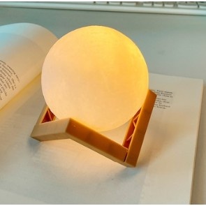 Lampa de veghe in forma de luna 3D Moon Light Alb Rece, alimentare baterii, stand plastic inclus, 8 cm, Flippy - Img 2