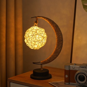 Lampa veghe Flippy, semi-luna cu glob din rattan, led, 28x15 cm, alb cald - Img 3