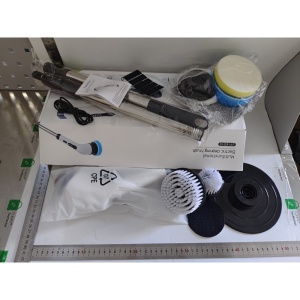 Perie Electrica de Curatare, Flippy, pentru Gresie, Baie, Bucatarie, 25x20x9.5 cm, cu 9 Capete, Maner Extensibil Detasabil 84-127cm, Incarcare USB-Type C, Rotire 360 de Grade, 3000 mAh, Culoare: Alb - Img 2