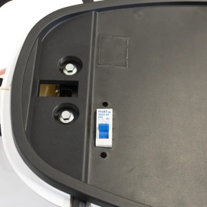 Scuter Electric Rotakt Cleopatra Motor Bosch Autonomie 55 km Viteza Maxima 25 km/h putere 3KW acumulator litiu-ion 60V/26Ah, Timp Incarcare 6-8 ore - Img 3