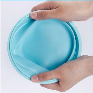 Set 2 caserole rotunde pliabile Flippy, din silicon, rezistenta la temperaturi ridicate, usor de depozitat si curatat, 500 si 800 ml, utilizare in cuptorul cu microunde, albastra - Img 3